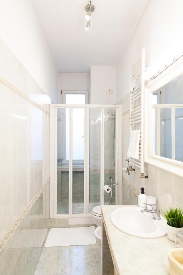 Sebino Guest House Milano Esterno foto