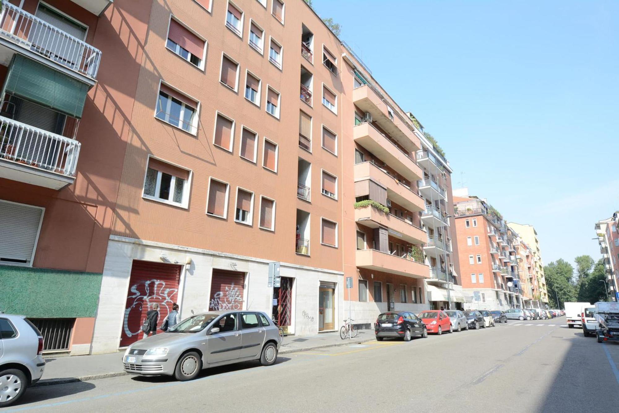 Sebino Guest House Milano Esterno foto